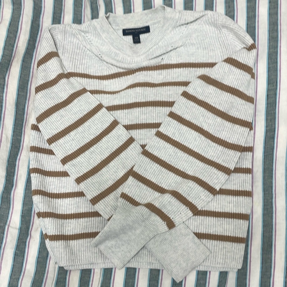 Banana Republic sweater